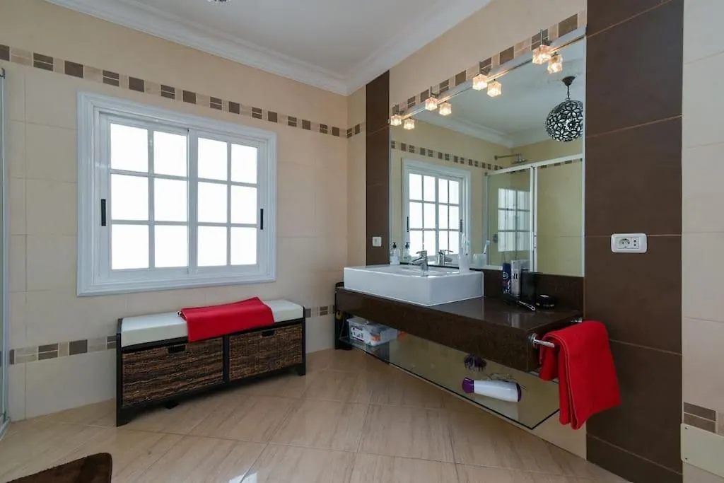 Villa Camila. Private Heated Pool. Games Area Callao Salvaje