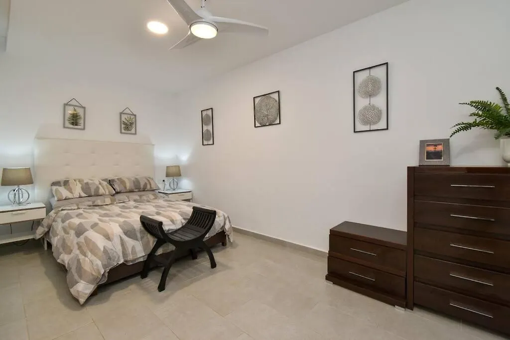 Villa Camila. Private Heated Pool. Games Area Callao Salvaje