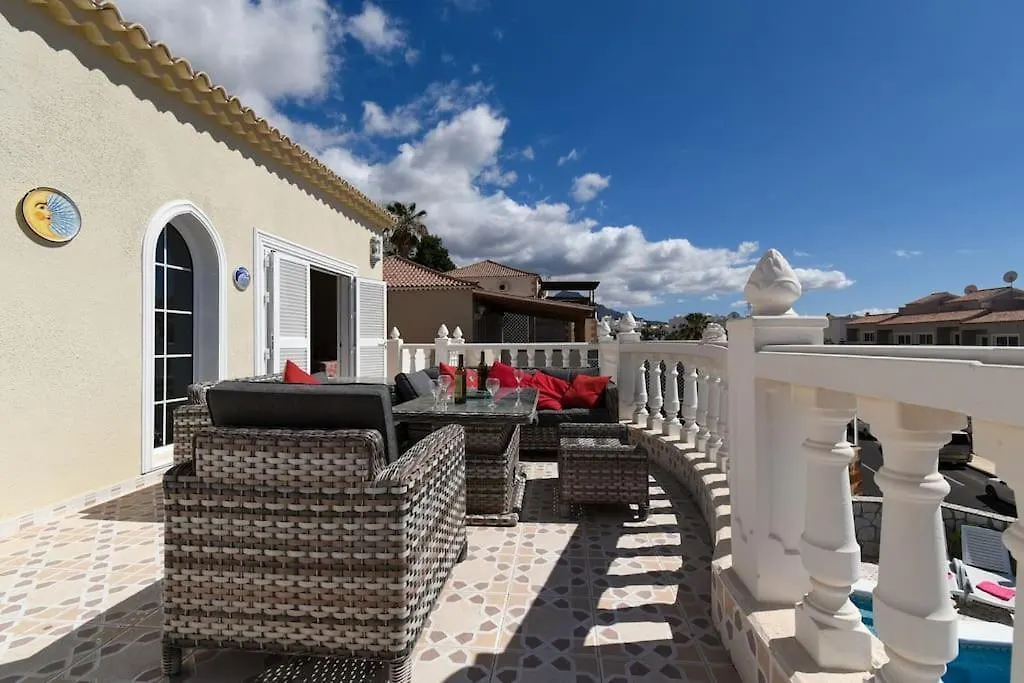 Villa Camila. Private Heated Pool. Games Area Callao Salvaje